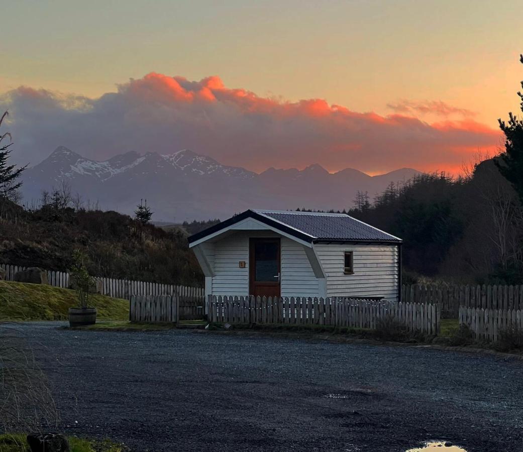 Isle Of Skye Camping Pods Exteriör bild