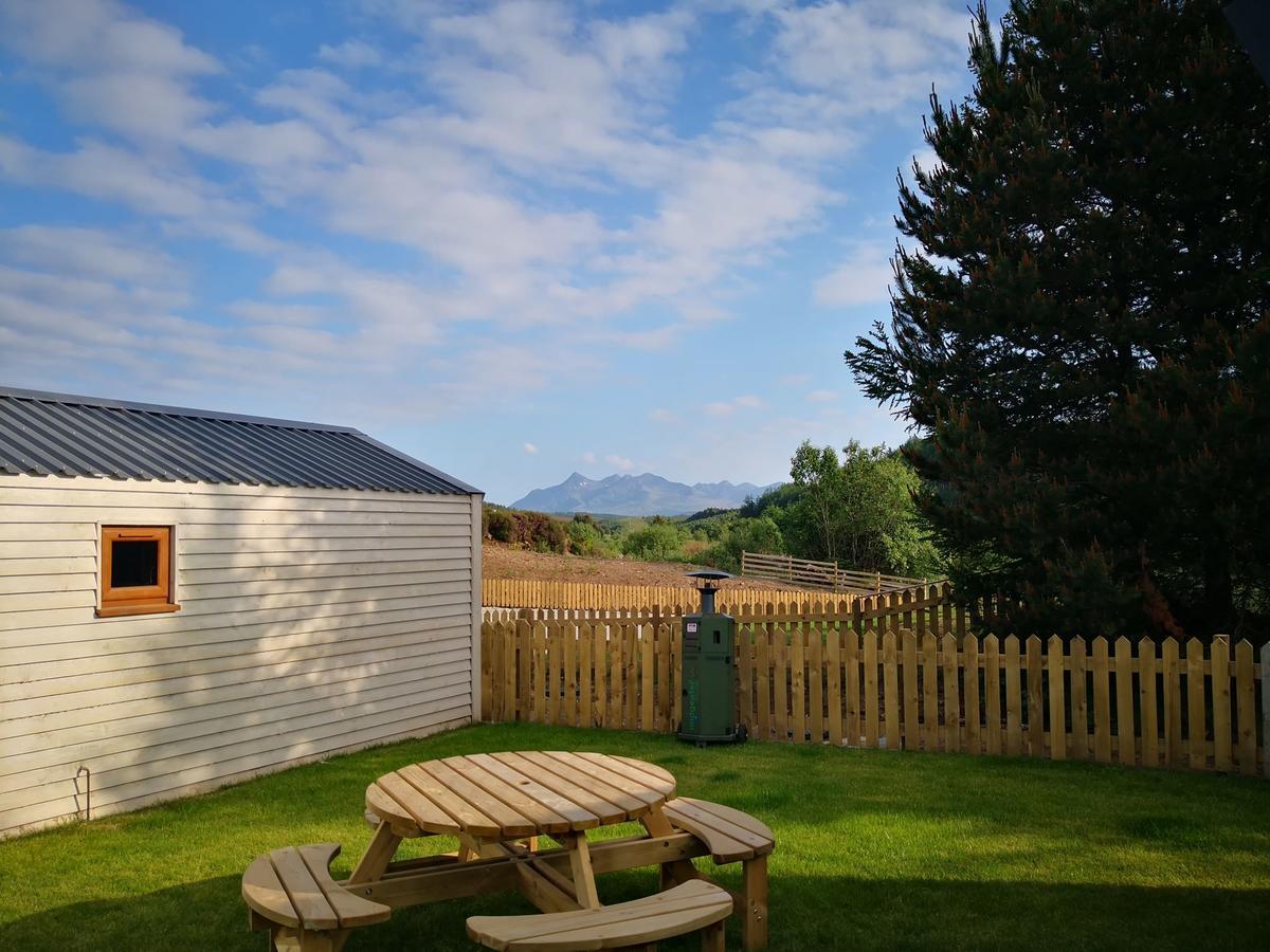 Isle Of Skye Camping Pods Exteriör bild